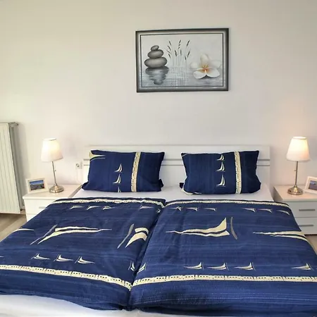 Ferienhaus Strandhus Juwel Mit Blick Auf Dem Deich, Schafe Zahlen Mal Ganz Anders Apartment Schillig